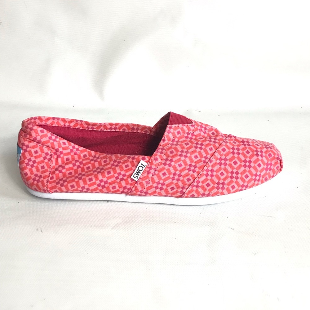 Toms size wide 9.5 pink and red